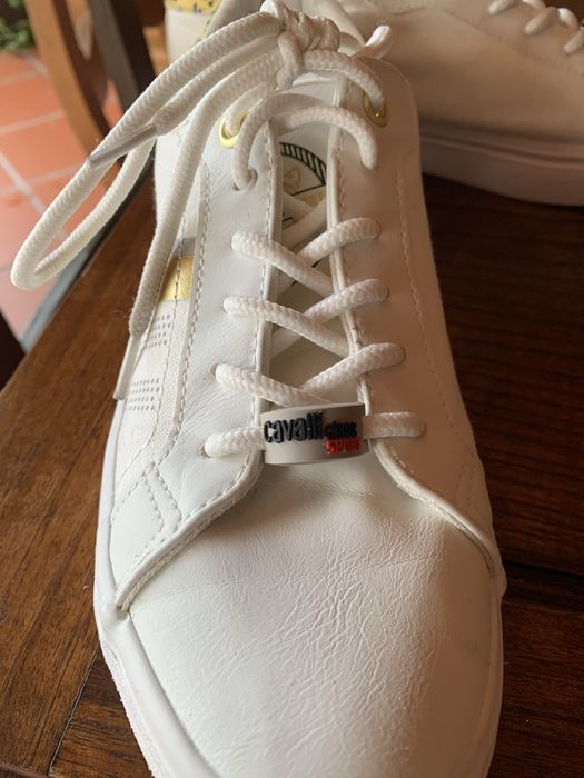 Tenis de senhora . Marca Cavalli