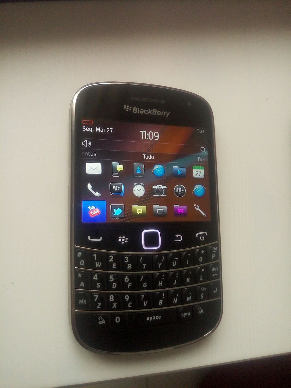 BlackBerry bold 9900 touch,gama executiva/empresarial