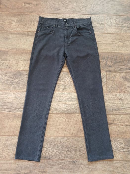 Джинси Hugo Boss W32L32 (48) ц 800 гр орігінал,  б/в