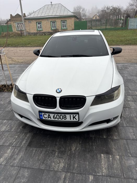 Продам авто Bmw e90