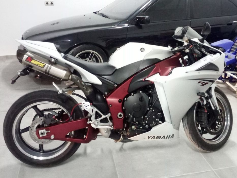 Yamaha R1 crossplane 2009
