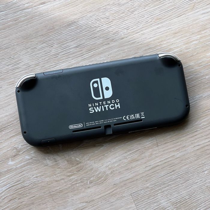Nintendo Switch Lite Cinzenta