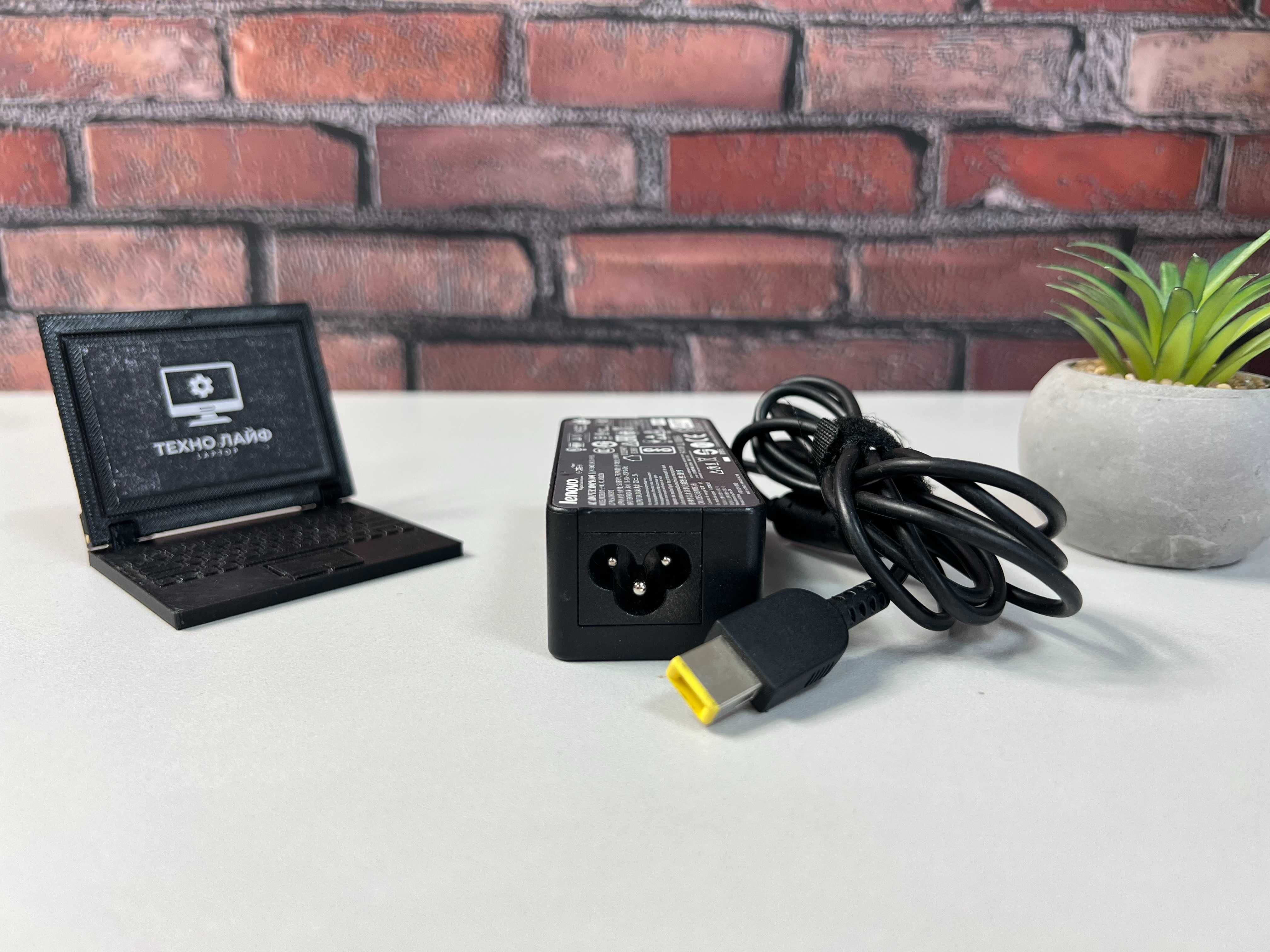 Оригінальний блок живлення Lenovo 45W·100-240V·50-60Hz·20V·2.25A.