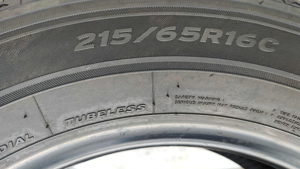 Opona Letnia 215/65/16C Hankook RA28 9mm