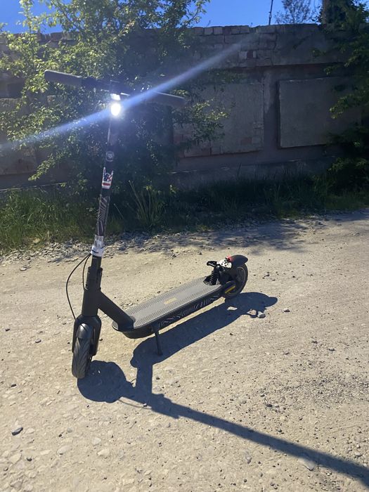 Продам електросамокати