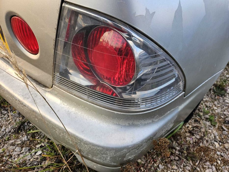 Lexus IS200 na części