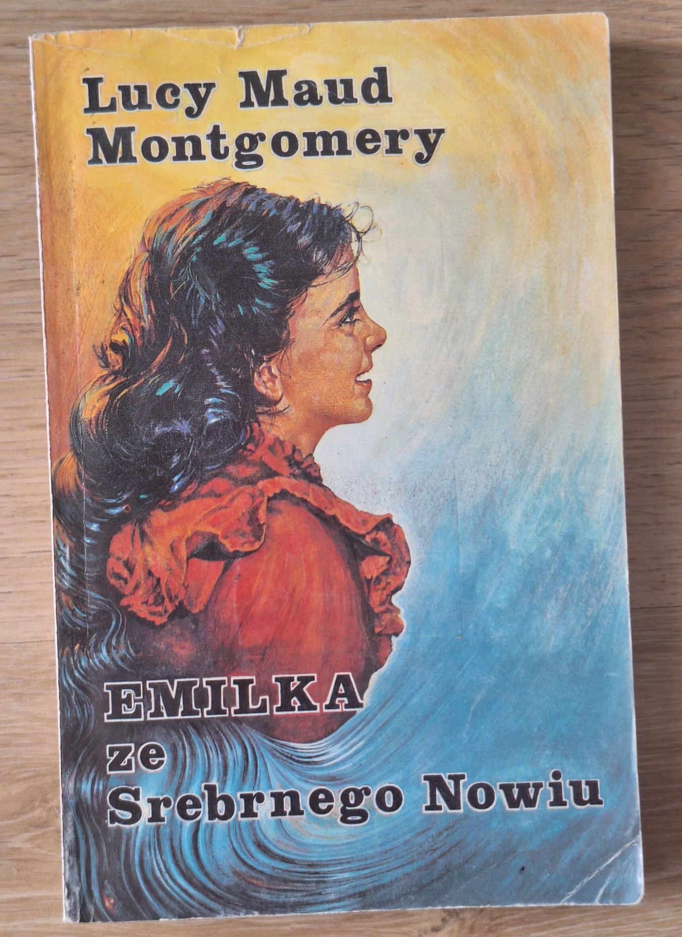 Emilka ze Srebrnego Nowiu Lucy Maud Montgomery