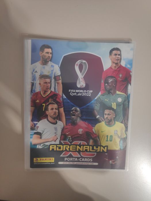 Pusty album FIFA World Cup Qatar 2022. Adrenalyn XL Panini