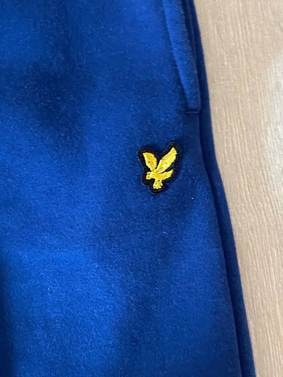 Штаны от бренда Lyle Scott