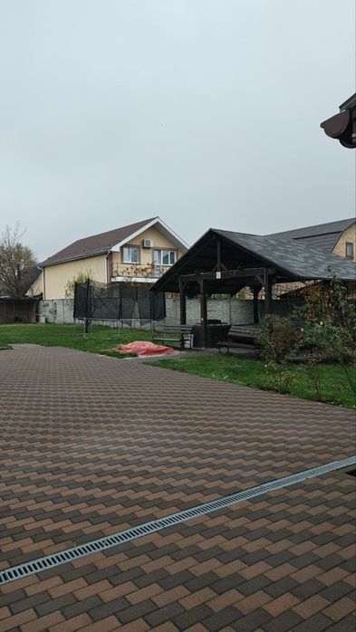 Купуй та переїжджай! Будинок з ремонтом на 16 сотках в м.Буча