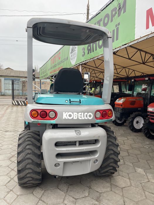 Фронтальный погрузчик Kobelco