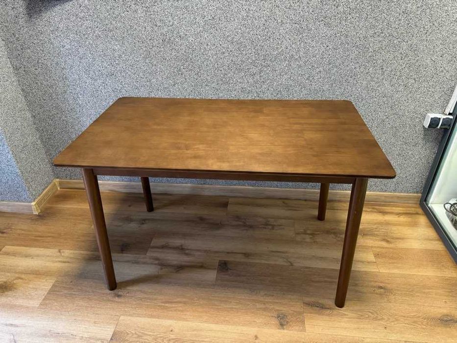 Stół drewniany   blat 119 x 69 cm   wysokość 74cm