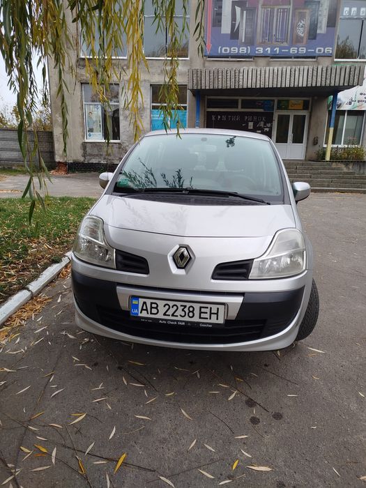 Рено модус 2007р.
