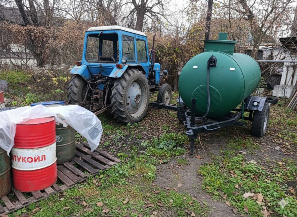 Трактор + бочка 1986