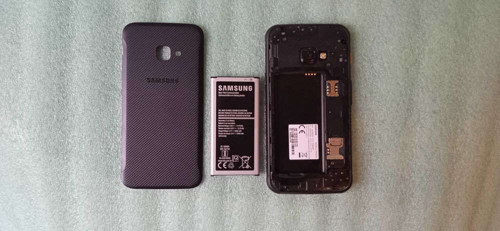 Telefon Samsung Galaxy Xcover 4s IP68, Dual SIM, NFC, Czarny