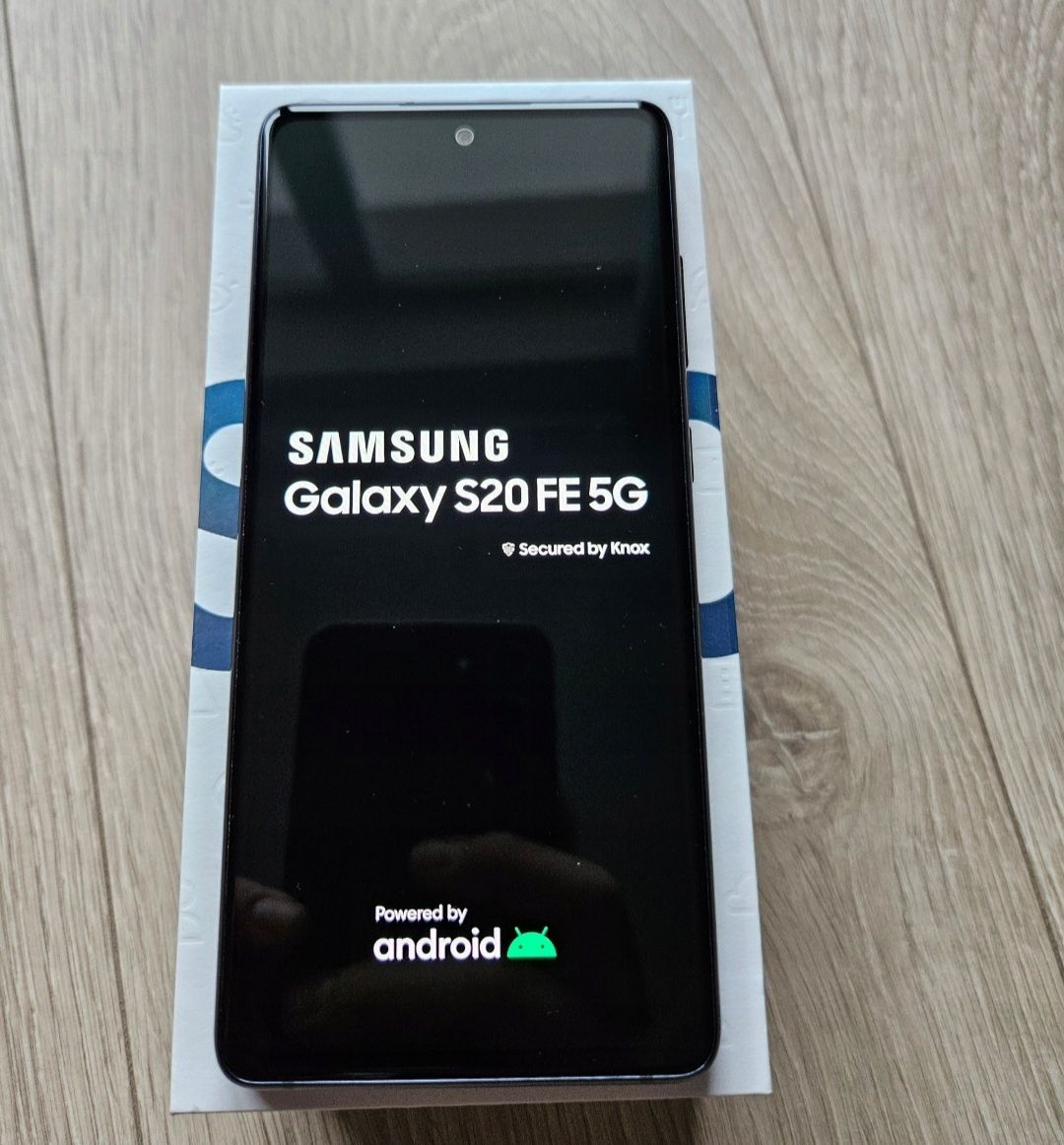 Samsung Galaxy s20 fe 5g super stan dual sim