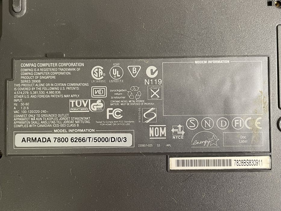 Вінтажний ноутбук Compaq Armada 7800 Windows 98 Pentium 2  96 MB OЗУ