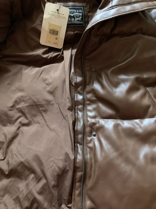 Жіноча куртка пуховик Levis