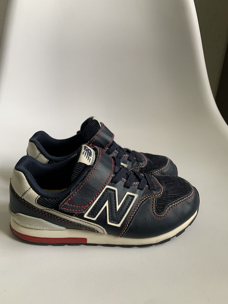 Кроссовки  New balance 33р.