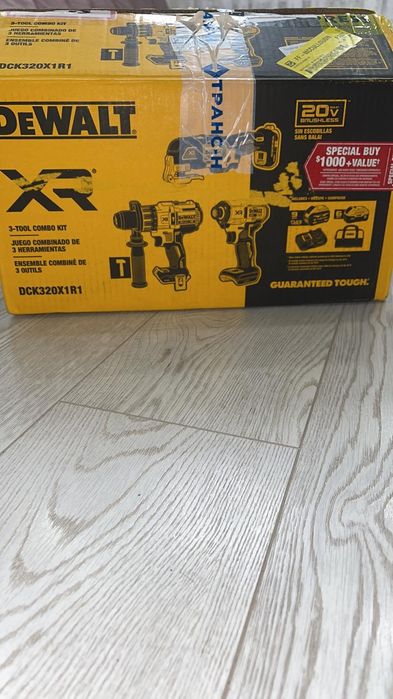 Набір DeWalt dck320R1X1, реноватор,дриль,импакт, акумулятор 9ah,6ah