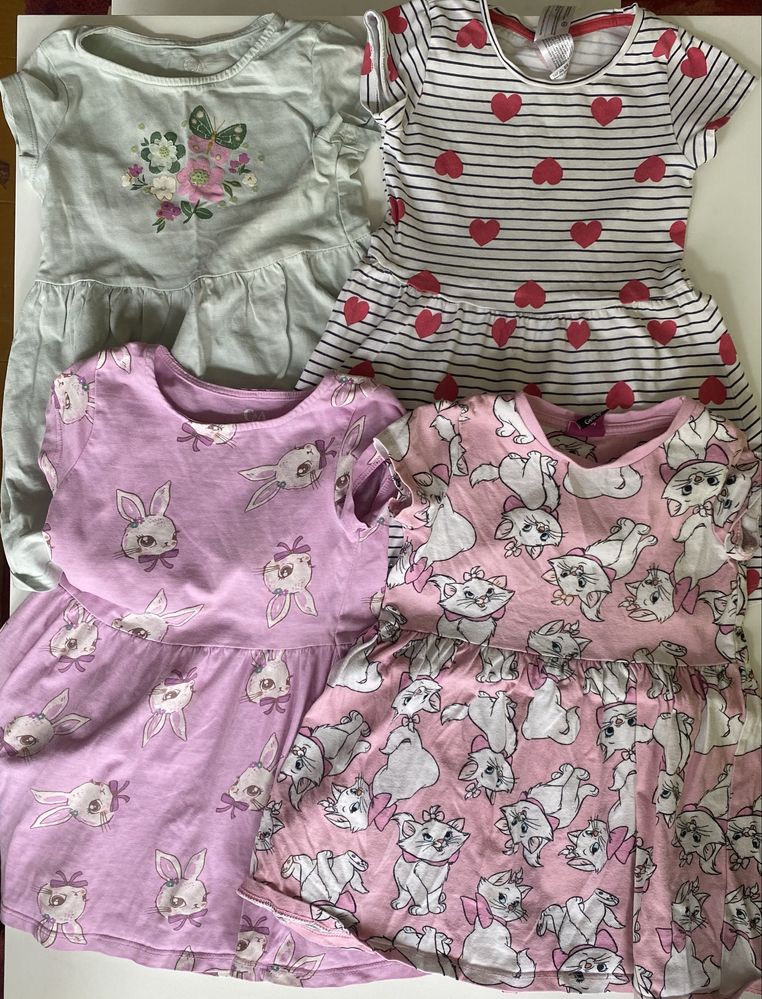 Letnia paka ubrań 98 sukienki na lato
