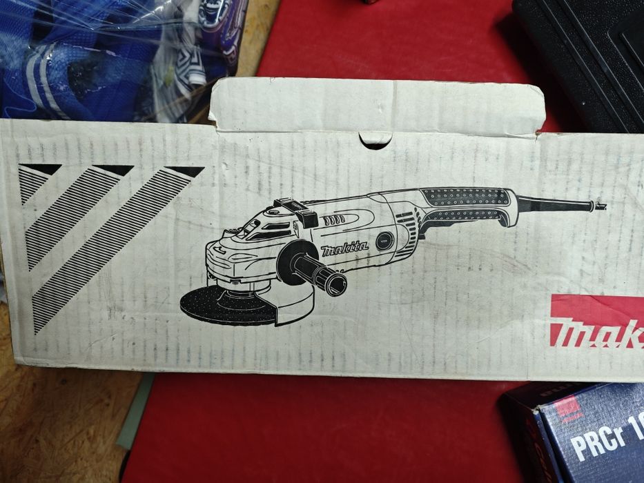 Szlifierka kątowa Makita GA9020