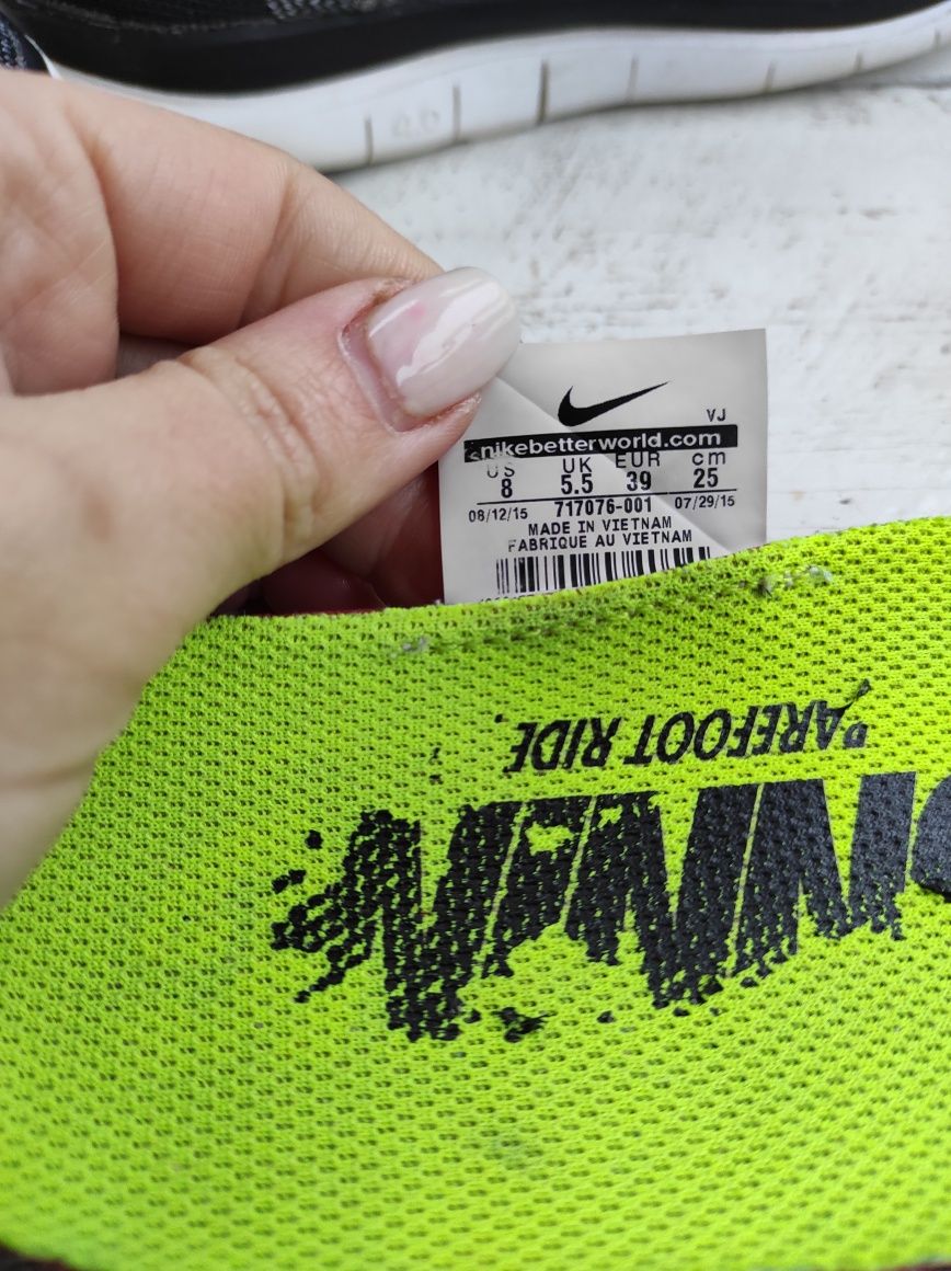 легкие фирменные кроссовки Nike 4.0 flyknit 39p.