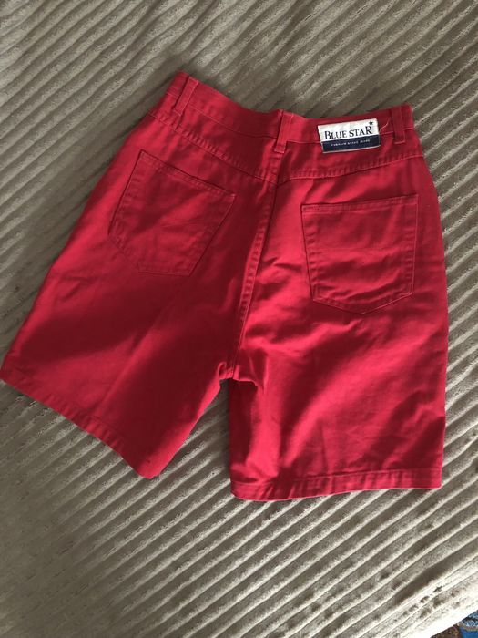 Червоні джинсові шорти жіночі