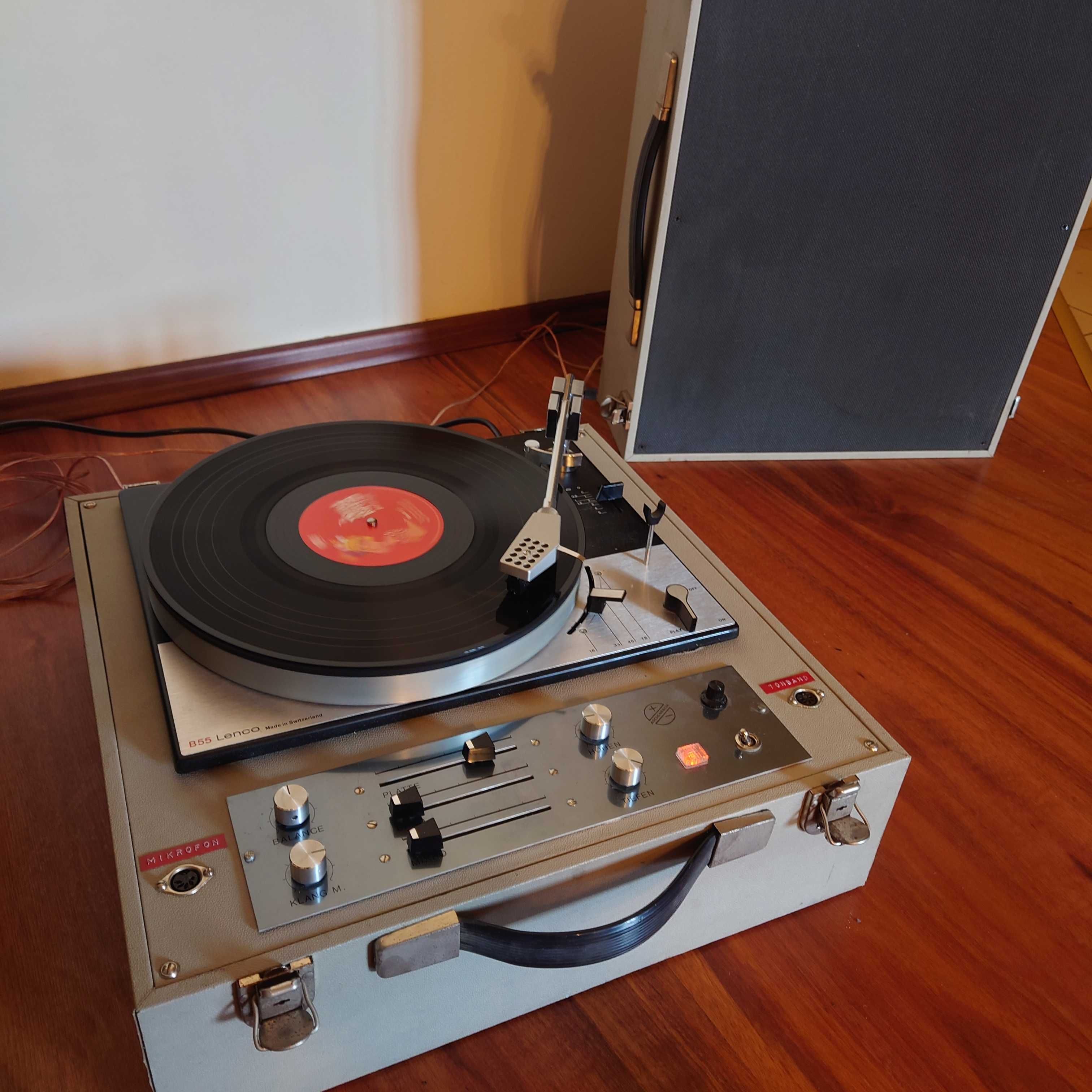 Gramofon LENCO B55 z oryginalnymi głośnikami - unikalny zestaw
