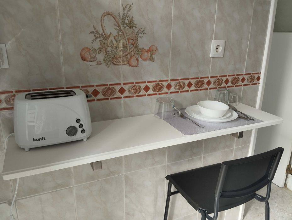 Quarto para arrendar na Reboleira