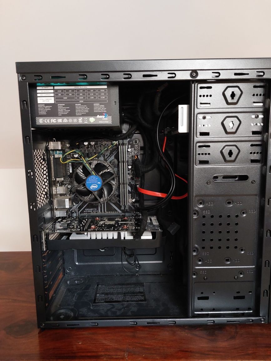 Komputer intel 8100, h310m, 16gb, GTX 1050 Ti