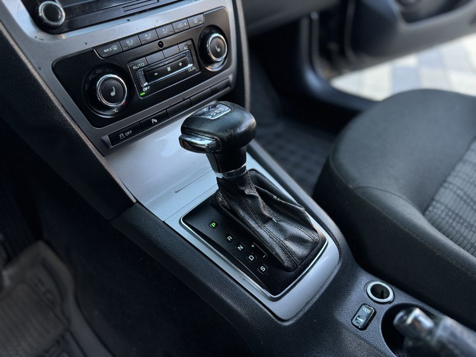 Skoda Octavia A5 FL 1.6 TDI АВТОМАТ DSG 2010 рік в хорошому стані