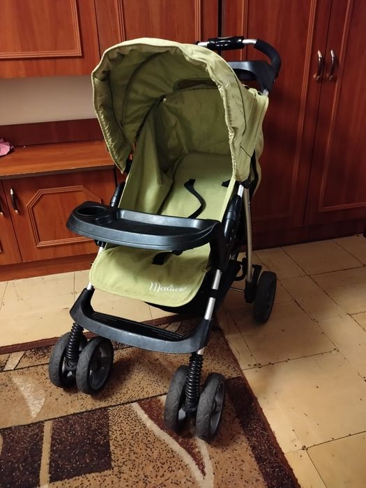 Дитячий візочок, добре складається