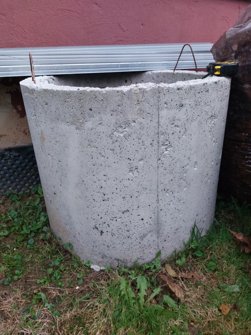 Komin betonowy do szamba