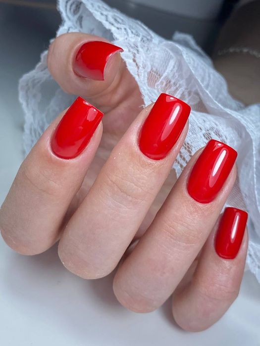 Манікюр та педикюр