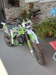 Moto a gasolina para crianças