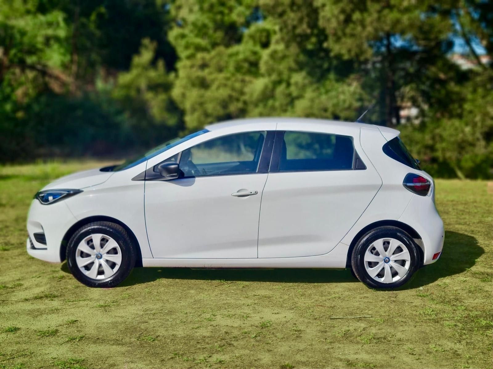 Renault Zoe Life 50 KWH c/ bateria própria IVA DEDUTÍVEL