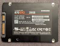 SSD Samsung 870 EVO 250gb sata 2.5”