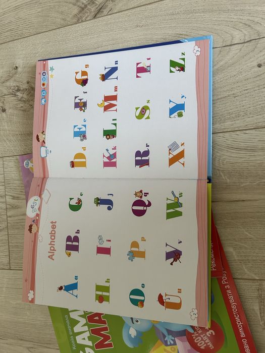 Продам розумну ручку з підручниками Smart koala