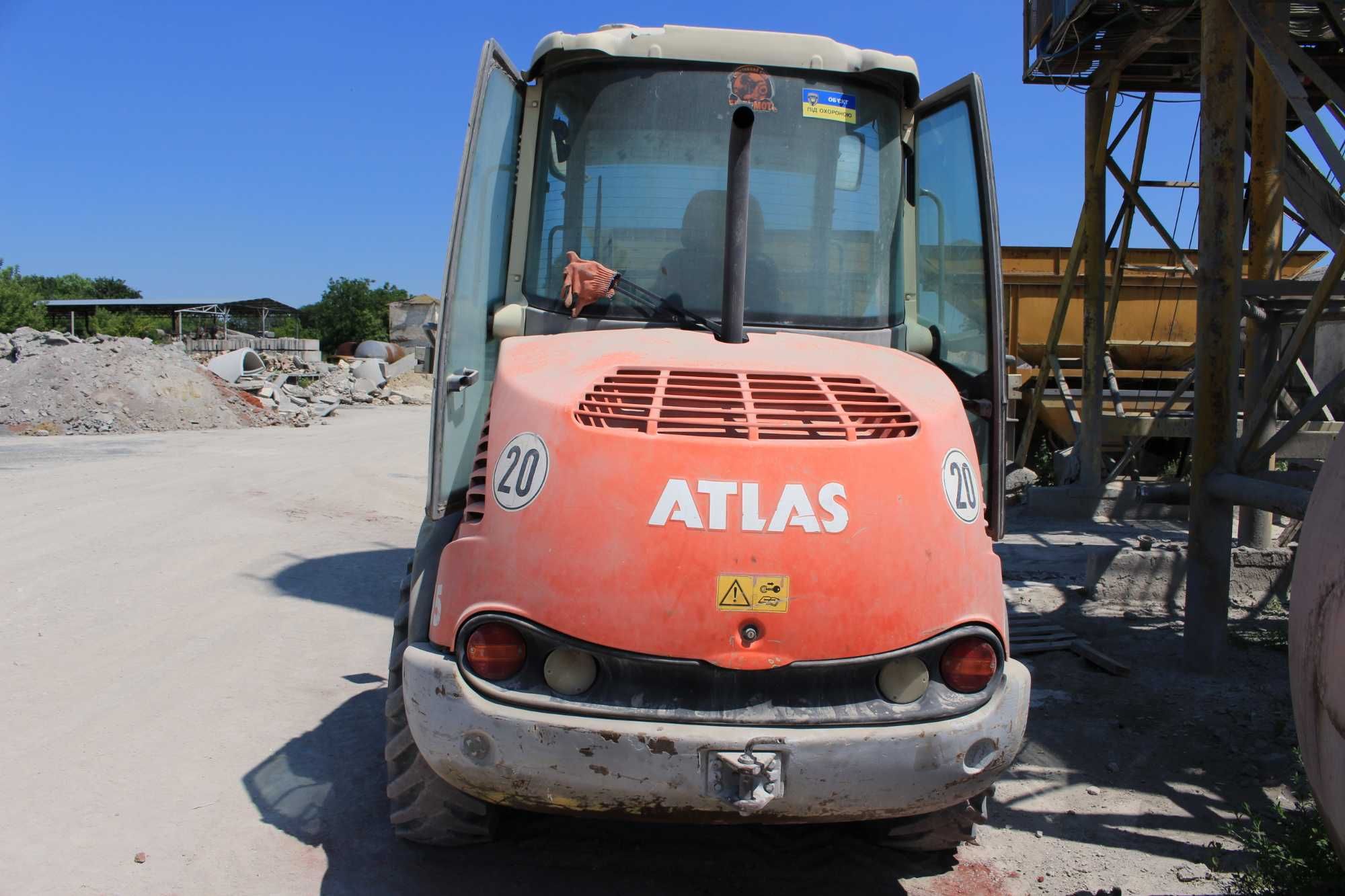 Навантажувач ATLAS 65
