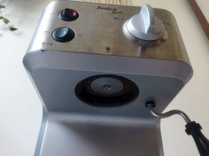 Ekspres do kawy kolbowy Amica Neris Uszkodzony