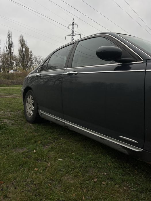 В продаже автомобиль Rover