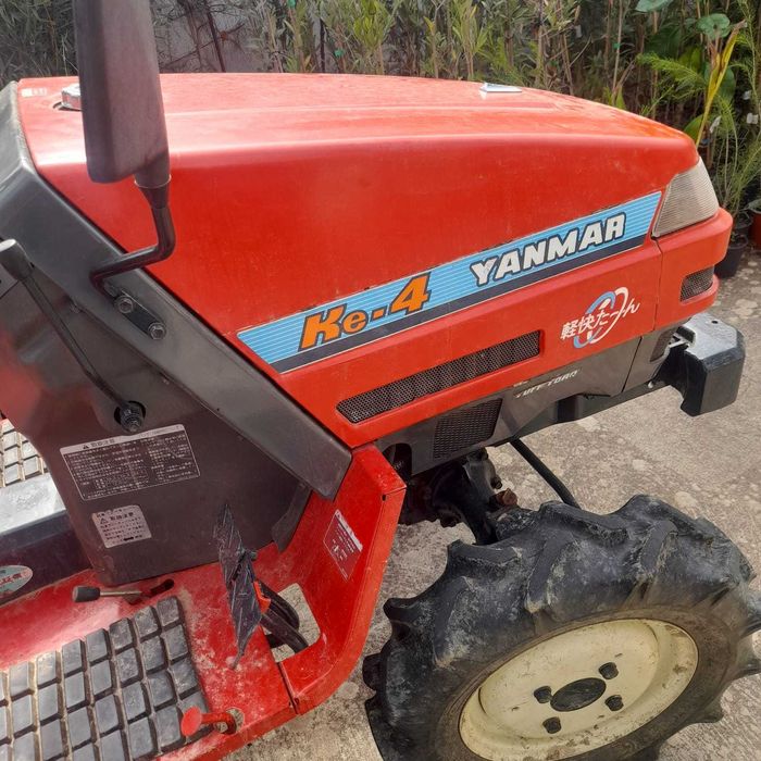 Vendo trator YANMAR K4