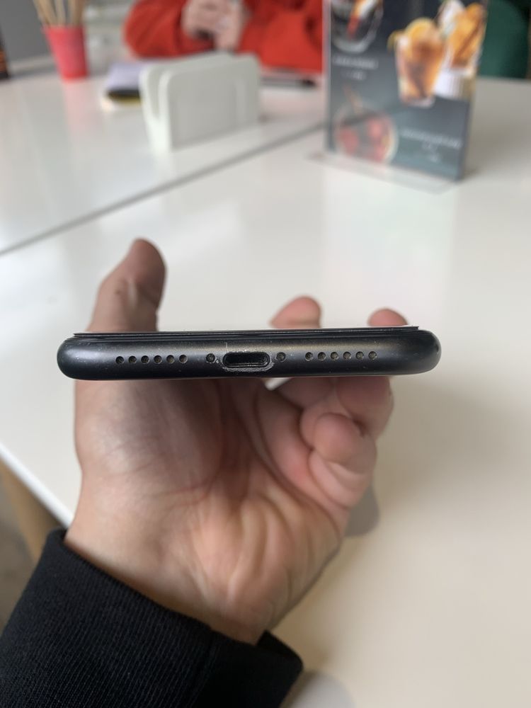 Iphone 11 64 black