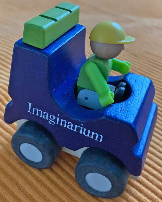 Brinquedo Carro em Madeira, como Novo