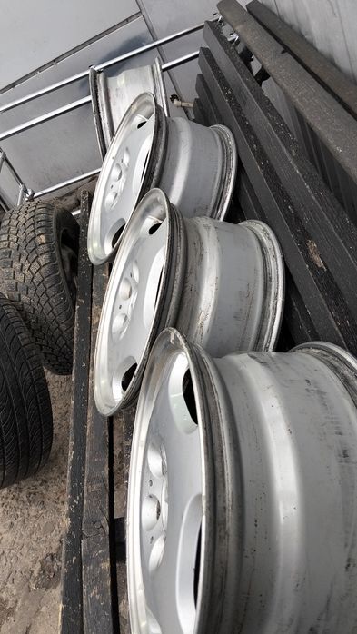 Продам титани на Мерседес