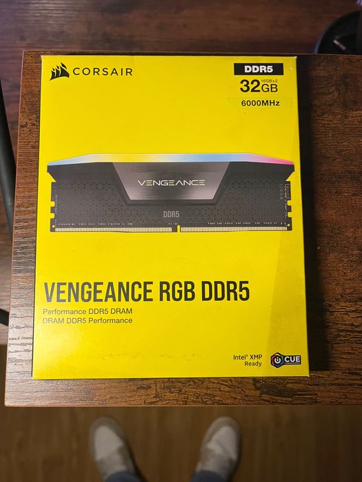 Corsair Kit 32GB DDR5 6000MHz Vengeance RGB Expo Black CL30
