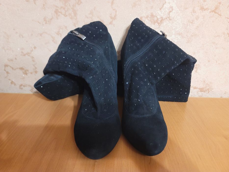 Замшеві ботфорти 40р