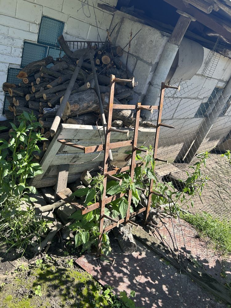 Продам саморобний трактор у відмінному стані з усім навісним.