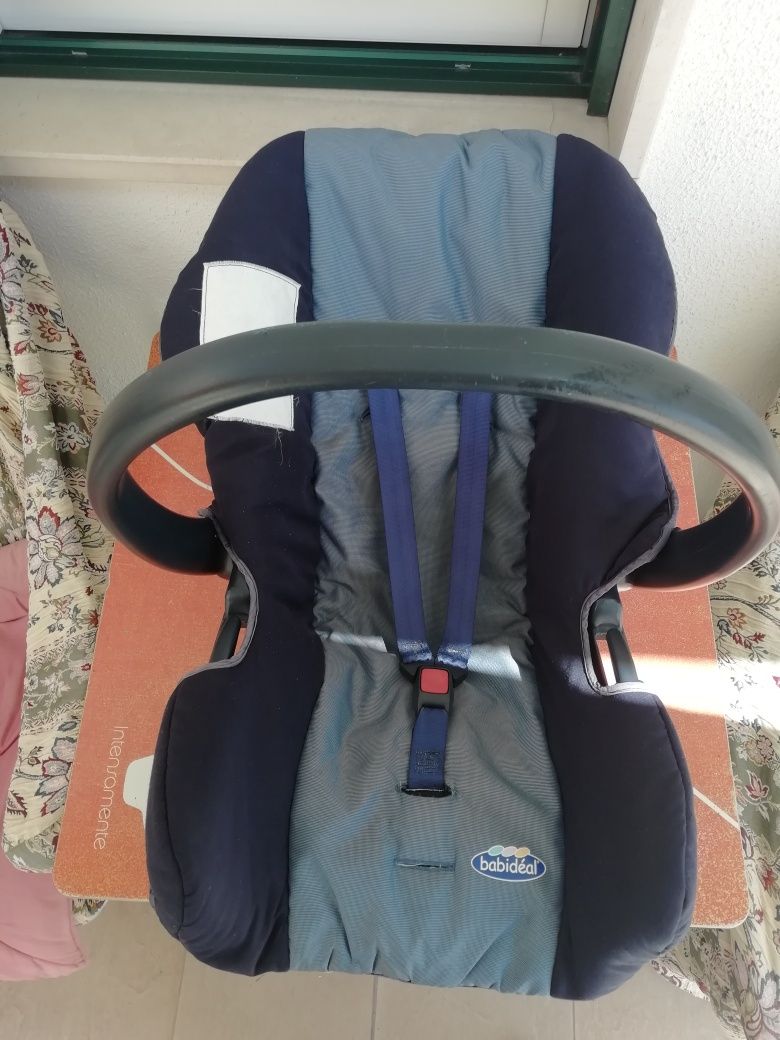 OVO 10€ para BEBÉ automóvel ou relaxar e dormir em casa,sala,quarto.